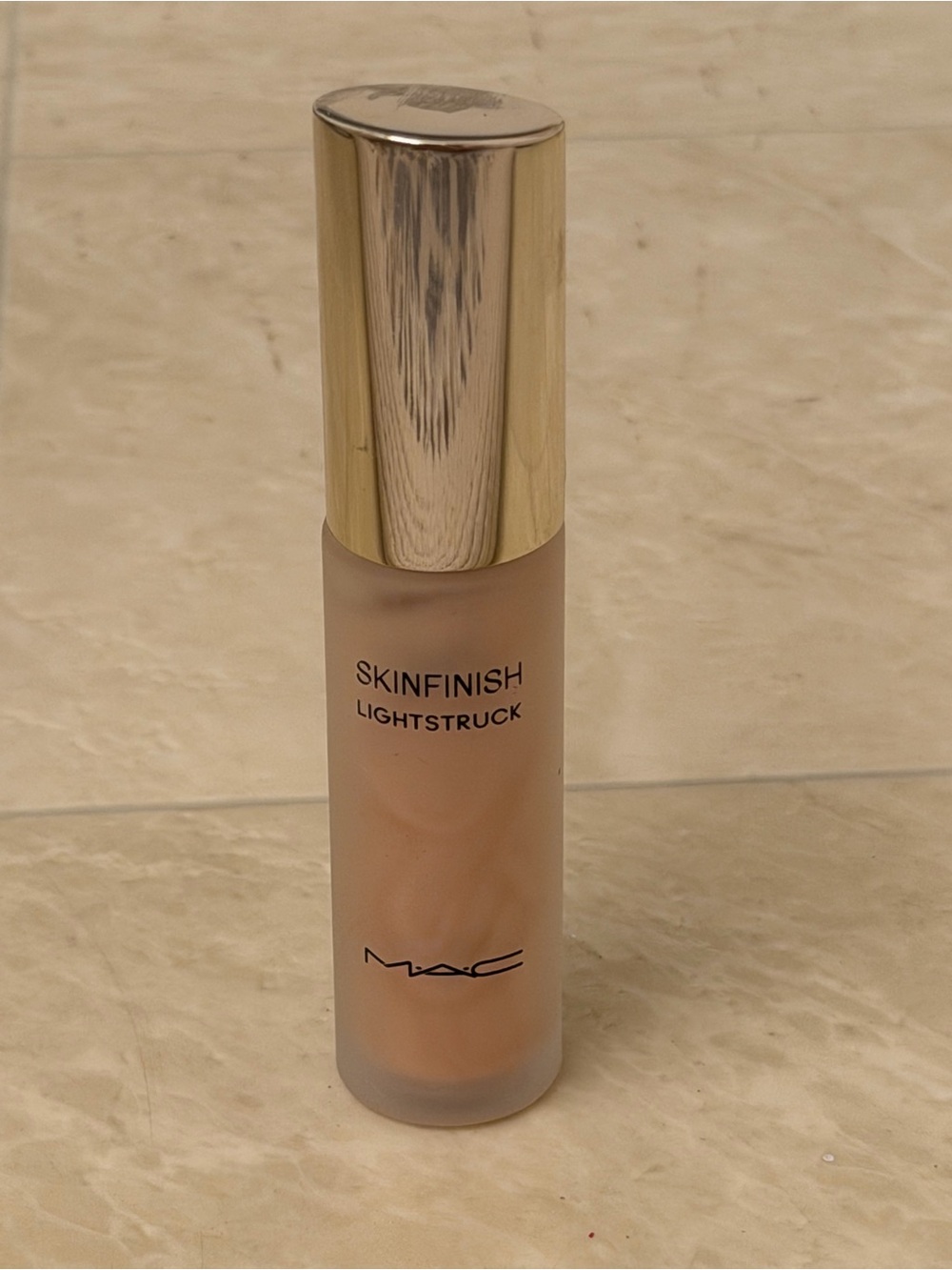 MAC Cosmetics Skinfinish Lightstruck Liquid Highlighter - lightscape